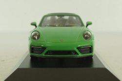 Porsche 911 (992) Targa 4 GTS 2022, geen 410061062, Minichamps 1:43