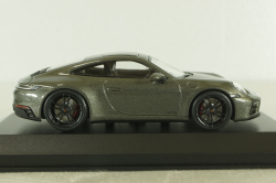 Porsche 911 (992) Carrera 4 GTS 2021,  green metalic, 410063001, Minichamps 1:43