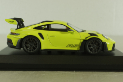 Porsche 911 (992) GT3 RS with Weissach package year 2023, acid green, 410062111, Minichamps 1:43