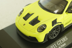 Porsche 911 (992) GT3 RS with Weissach package year 2023, acid green, 410062111, Minichamps 1:43