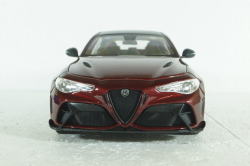 Alfa Romeo Giulia GTA 2020 red, BU11048, Bburago 1:18