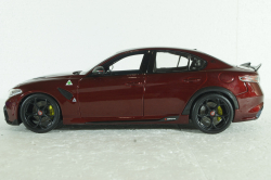 Alfa Romeo Giulia GTA 2020 red, BU11048, Bburago 1:18