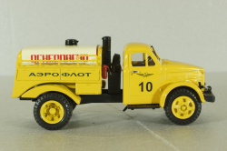 МЗ-51А Аэрофлот маслозаправщик на шасси Газ-52А Аэрофлот, желтый/белый, SL089, СарЛаб 1:43