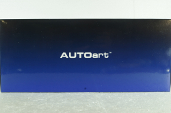 McLaren 675LT 2016 McLaren orange, 76048, AutoArt 1:18