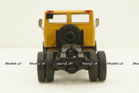 Каз-608В, бежевый, АвтоИстория 1:43