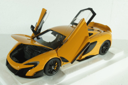 McLaren 675LT 2016 McLaren orange, 76048, AutoArt 1:18