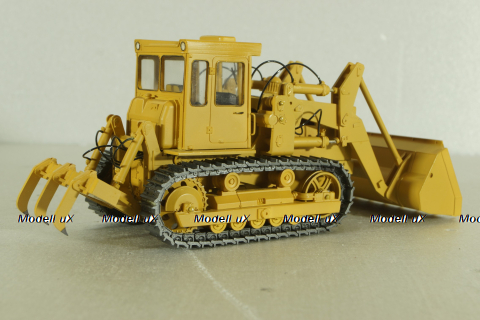 ТО-10А погрузчик на базе Т-130, трактор желтый, Трэкс 1:43
