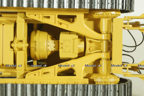 ТО-10А погрузчик на базе Т-130, трактор желтый, Трэкс 1:43