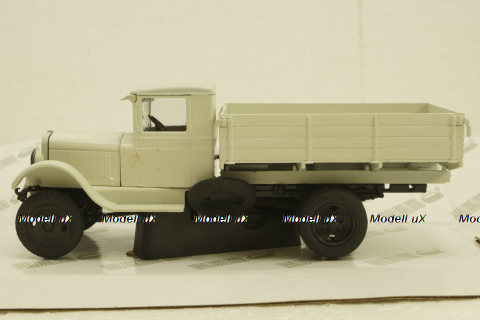 Зис-32, бортовой, белый, Н269, Наш Автопром 1:43