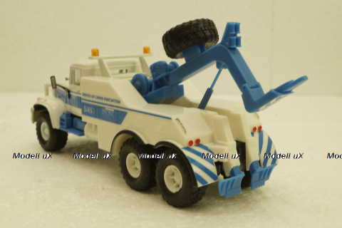 Краз-255Б БРО-200 Эвакуатор білий, Н945, Наш Автопром 1:43 ( Квадратные фары)