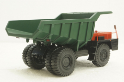 Белаз-7522 карьерный самосвал, красный/зеленый, Н003, Наш Автопром 1:43