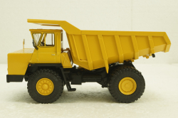 Белаз-540А карьерный самосвал, желтый, Н002, Наш Автопром 1:43