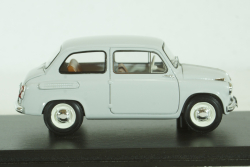Заз-965 "Запорожец" 1960 г. светло-серый, 196502, DiP Models 1:43