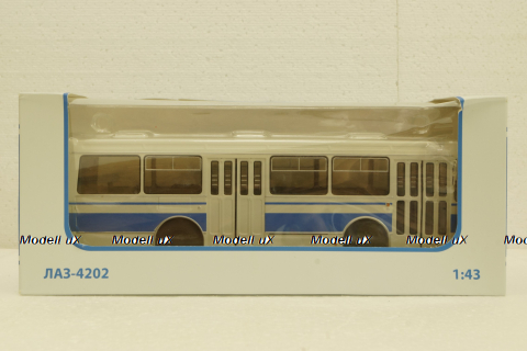 ЛАЗ-4202, арт. 900346, Советский Автобус 1:43