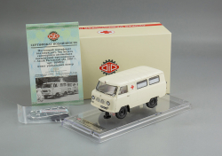 Уаз-450А, Скорая Медицинская Помощь (интерьер гражданской скорой 1960 г, 145023, DiP Models 1:43