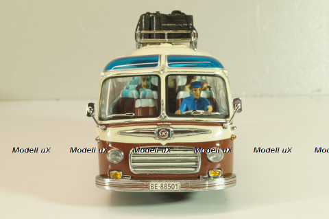 Setra S6 bus Marti 1955, with 4 figuren, brown/cream, 02824, Schuco 1:43