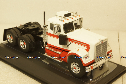 White Western Star 4864, 1970, TR107, IXO 1:43