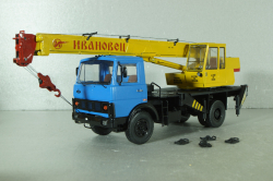 КС-3577 Ивановец, автокран на шасси Маз-5337, синий/желтый,  собран из кита, AVD models 1:43