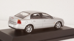 Opel Vectra 4door 2002 silver, Schuco 1:43 Уценка!