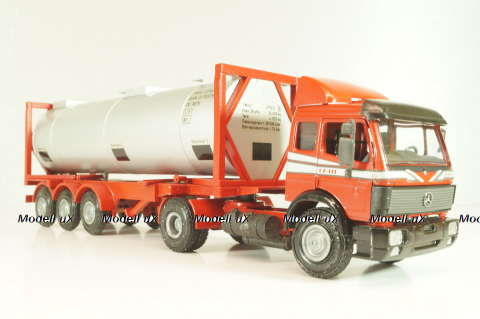 Mercedes-Benz 1748 S  tractor with semi trailer tankwechsel system, red/silver, 317/2, NZG 1:43