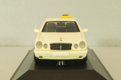 Mercedes-Benz E220 (W210) Taxi 1995, beige, B66005731, Herpa 1:43