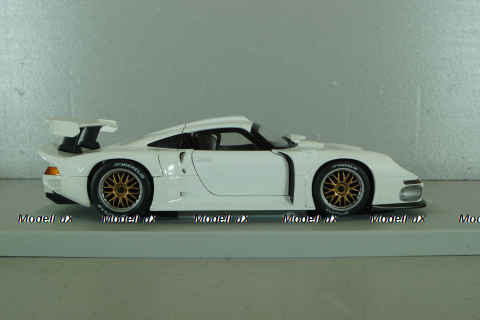 Porsche 911 GT 1 1996, white, 180966600, UT Models 1:18