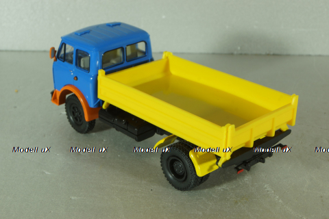 Маз-5111 грузовик с самосвальным кузовом с 3-х стр. разгрузкой 1977, синий/желтый, Н978, Наш Автопром 1:43