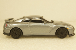 Nissan GT-R 2017 Silvergun, Burago 1:43