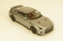 Nissan GT-R 2017 Silvergun, Burago 1:43
