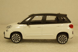 Fiat 500L 2012 white, Burago 1:43