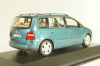 Volkswagen Touran 2003, green, 170099300Z6M, Minichamps 1:43