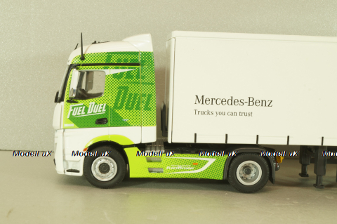Mercedes-Benz Actros FH25 GigaSpace 4x2 2012 with semi-trailer "Mercedes-Benz", green/silver, 8622/03, NZG 1:50