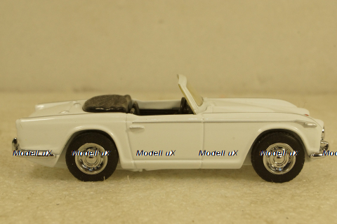 Triumph TR4A IRS, 1965 white, Dinky Toys 1:43