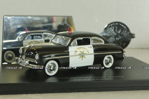 Mercury Club Coupe Police 1949, Universal Hobbies 1:43