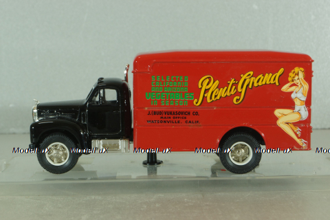Mack B-series 1954 truck, black/red, Vitesse 1:43