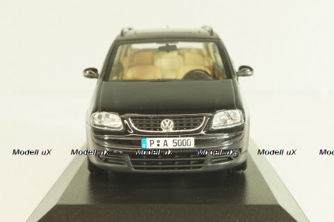 Volkswagen Touran 2003, black, 170099300F9R, Minichamps 1:43