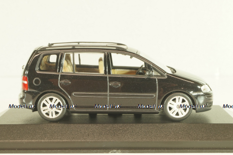 Volkswagen Touran 2003, black, 170099300F9R, Minichamps 1:43
