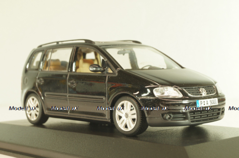 Volkswagen Touran 2003, black, 170099300F9R, Minichamps 1:43