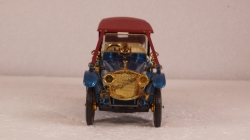 Руссо-балт С24-40 синий металлик/красный, Конверсия 1:43