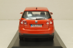 Volkswagen Golf Plus 2005 red 5M0099300A3X Minichamps 1:43