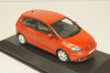 Volkswagen Golf Plus 2005 red 5M0099300A3X Minichamps 1:43