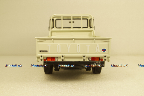Toyota Land Cruiser 40 Pick Up 1960, white, 08958W, Kyosho 1:18