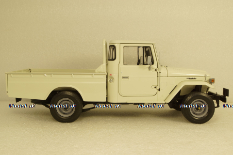 Toyota Land Cruiser 40 Pick Up 1960, white, 08958W, Kyosho 1:18
