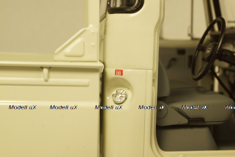 Toyota Land Cruiser 40 Pick Up 1960, white, 08958W, Kyosho 1:18