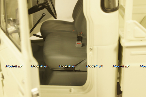 Toyota Land Cruiser 40 Pick Up 1960, white, 08958W, Kyosho 1:18