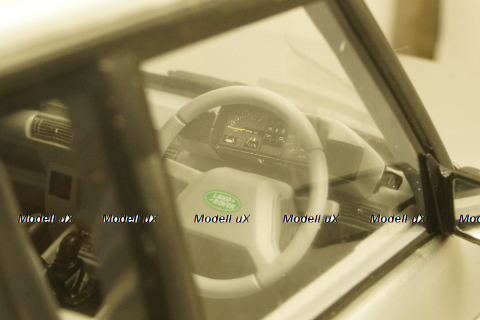 Land Rover Discovery MK1 silver 1989, CML081-2, CULT MODELS 1:18