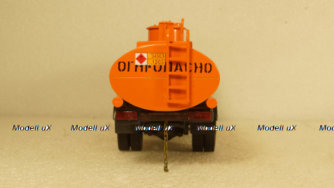 Маз-500А Бензовоз, бежевый/оранжевый, Алник43 1:43