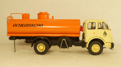 Маз-500А Бензовоз, бежевый/оранжевый, Алник43 1:43