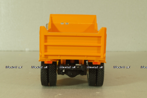 Маз-5549 самосвал, оранжевый, Легендарные грузовики СССР №111, Modimio 1:43