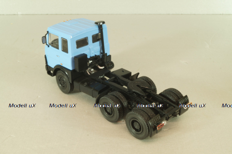 Маз-6422 тягач, синий, Легендарные грузовики СССР №107, Modimio 1:43